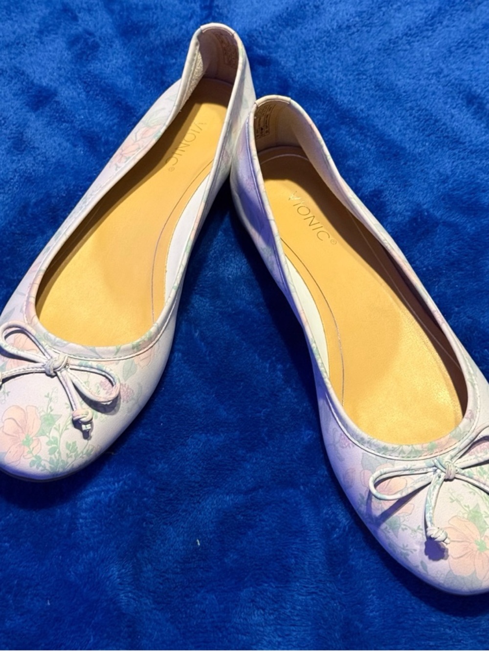 Vionic Floral Ballet Flats - Lavender Pastel